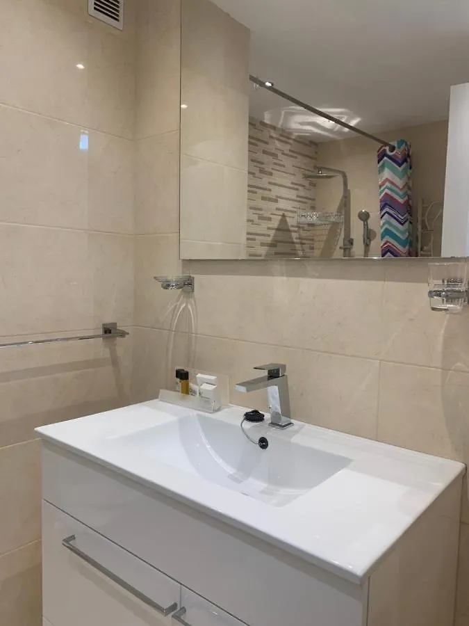 Fabulous Sunny Second Floor Apartment - Edificio Europark - Overlooking Gardens And Pools. Benalmadena Spain