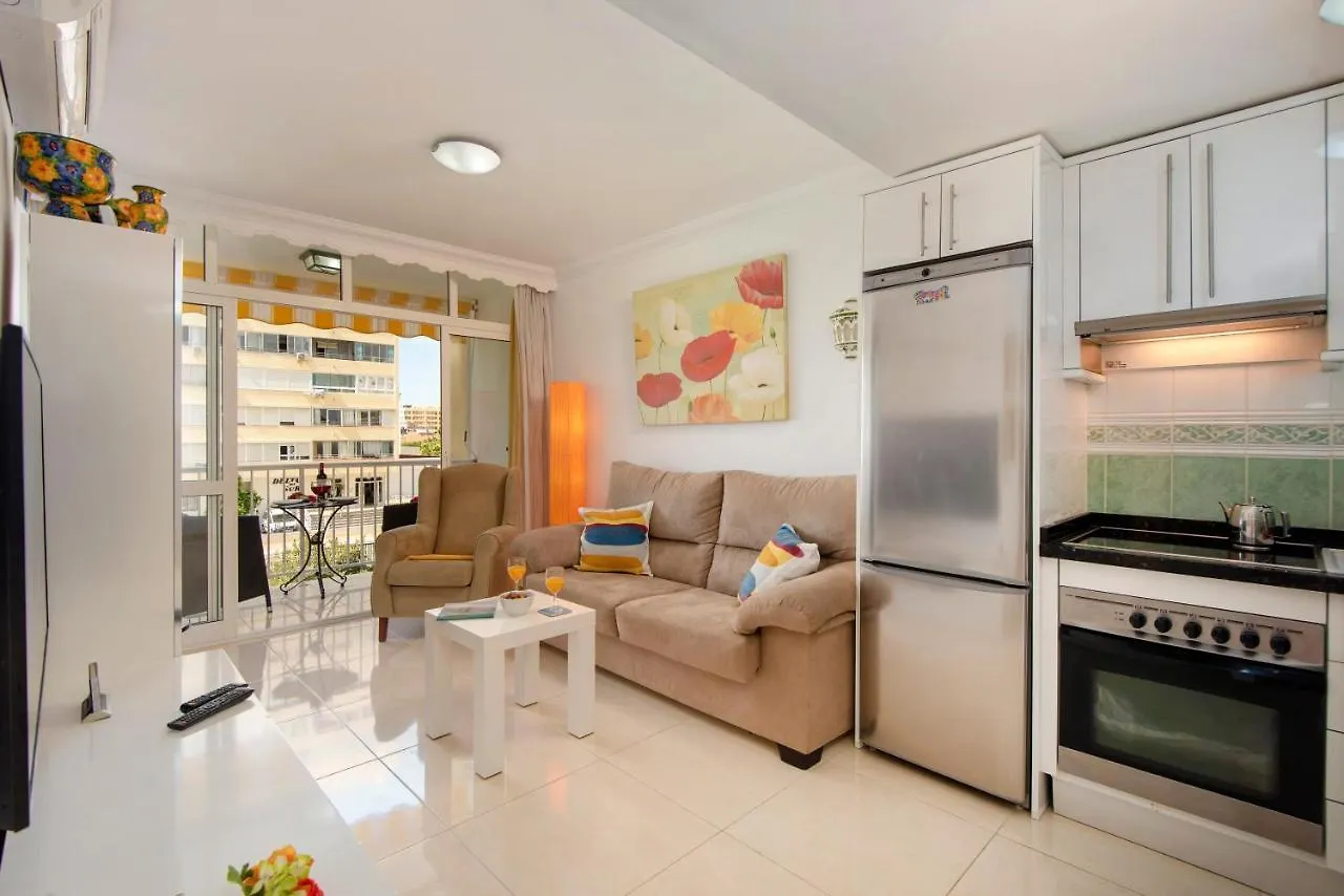 Fabulous Sunny Second Floor Apartment - Edificio Europark - Overlooking Gardens And Pools. Benalmádena