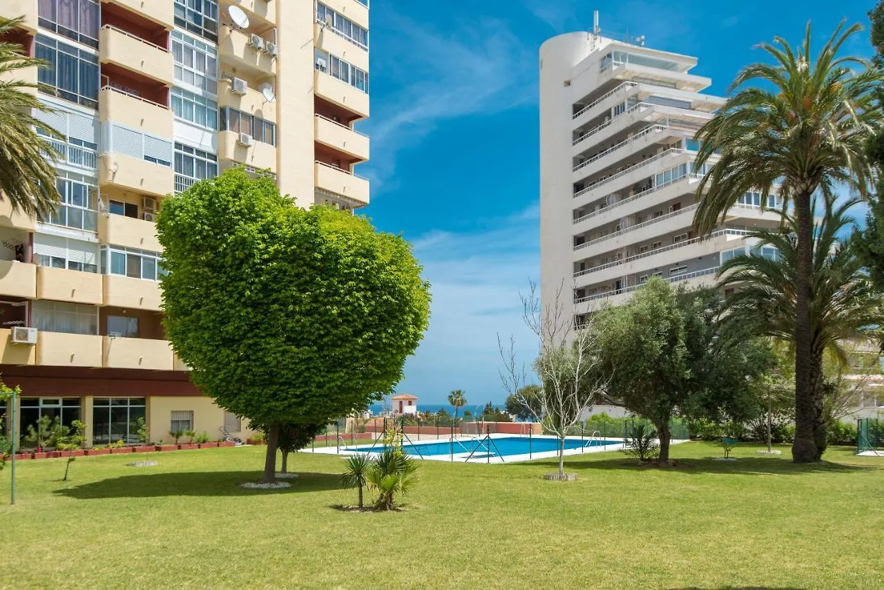 Fabulous Sunny Second Floor Apartment - Edificio Europark - Overlooking Gardens And Pools. Benalmadena