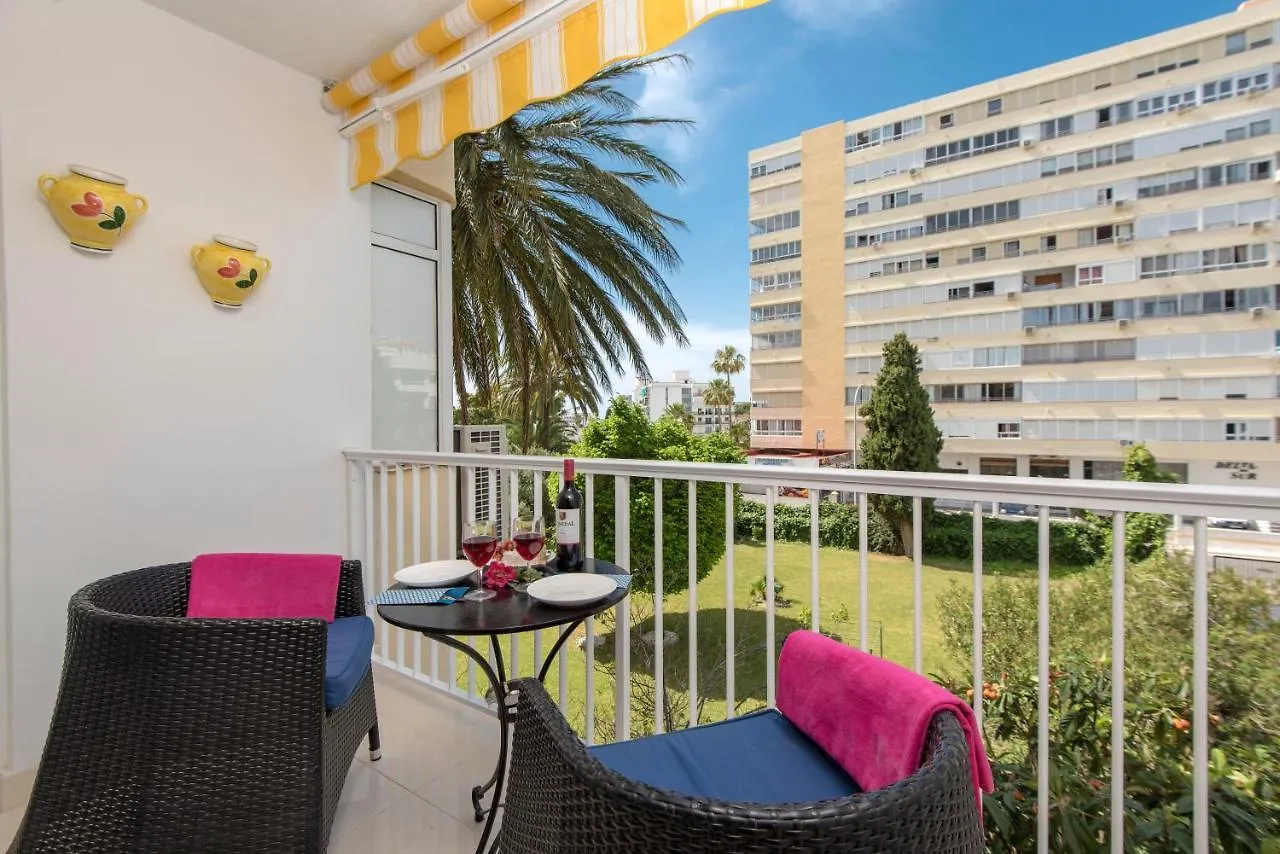 Fabulous Sunny Second Floor Apartment - Edificio Europark - Overlooking Gardens And Pools. Benalmadena 0*,